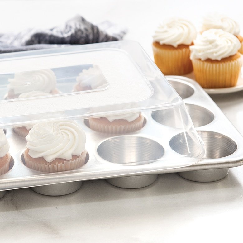 Muffin Pan w/lid